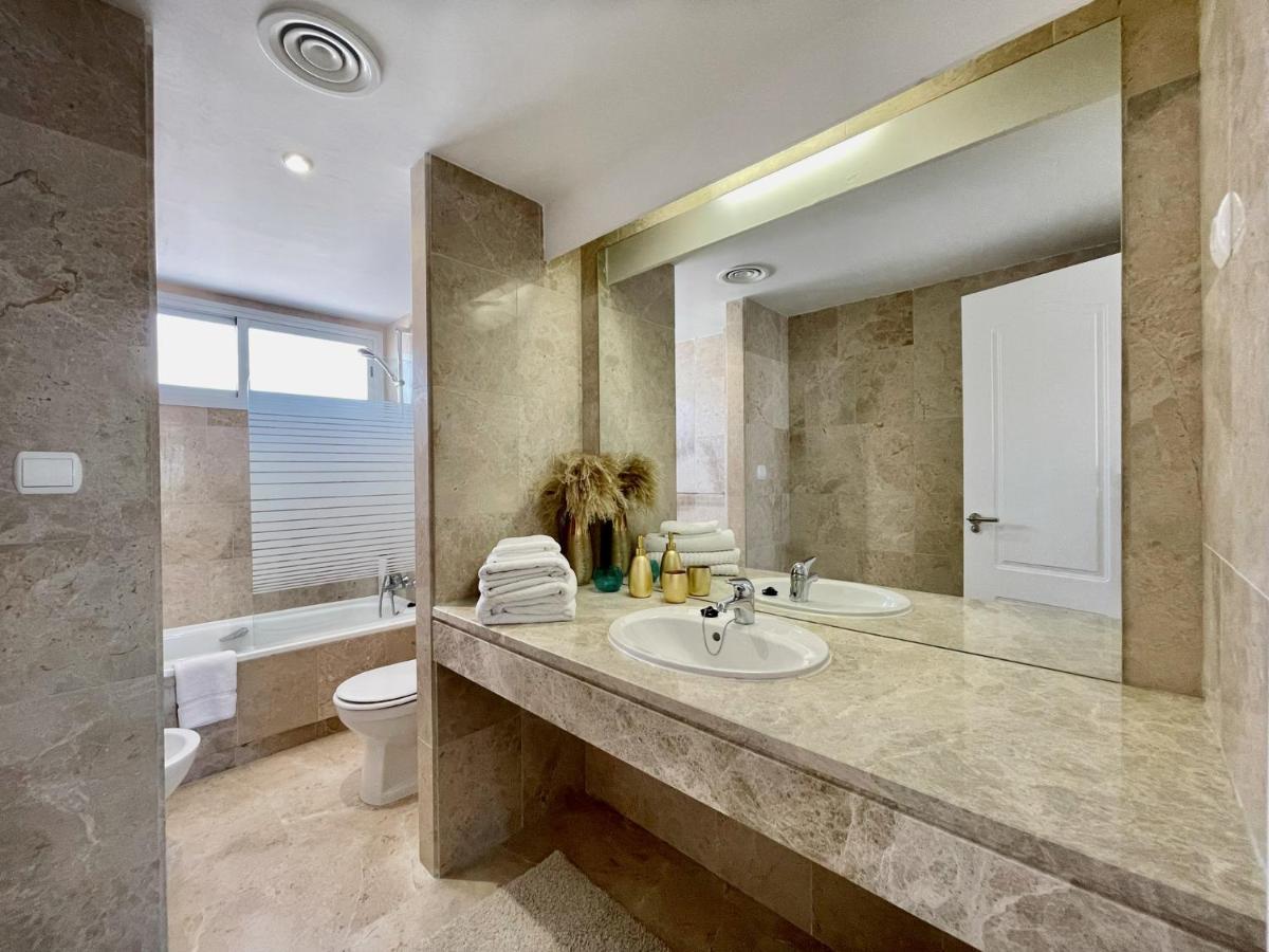 شقة Unique Townhouse In Front Of Puerto Banus ماربيا المظهر الخارجي الصورة